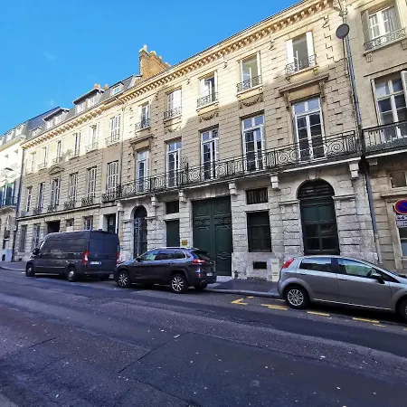Apartment La Nuit De Leandre Rouen