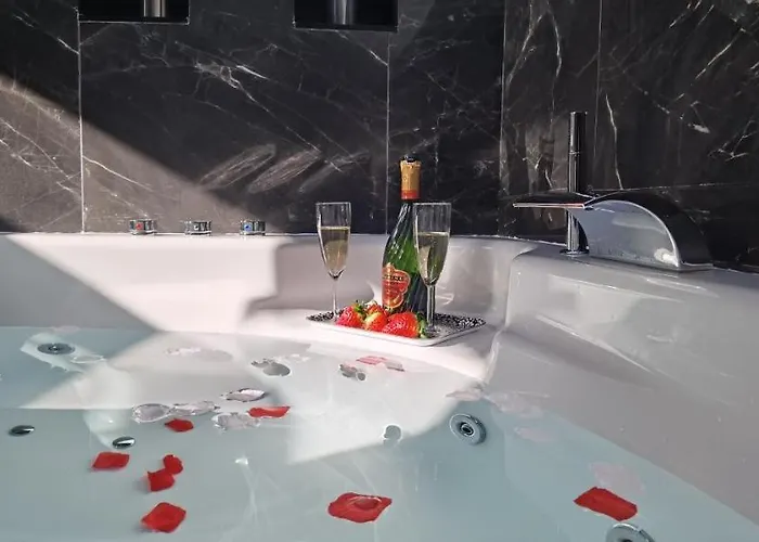 Apartment La Nuit De Leandre Rouen