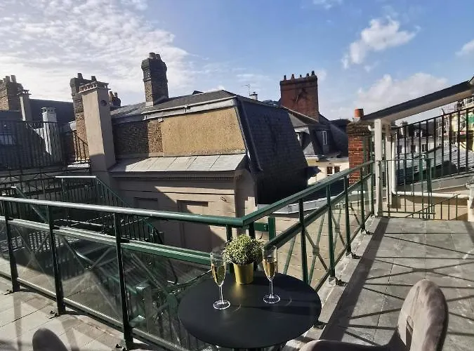 La Nuit De Leandre *